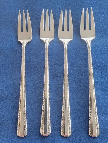 4 Sterling Silver Cocktail Seafood Forks Candlelight by Towle 71 grams