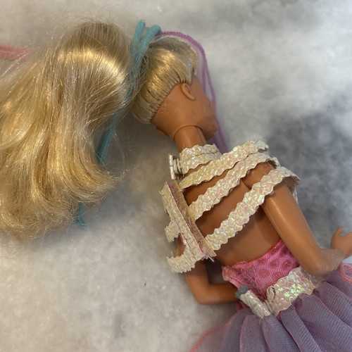 Vintage 1990 50th Anniversary Ice Capades Barbie - Picture 6 of 11