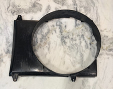 1989-1993 Geo Tracker Suzuki Sidekick Radiator Fan Shroud Automatic 4wd 1.6l G16