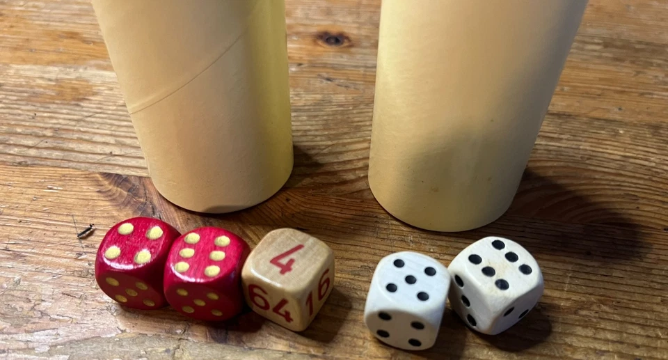 Vintage Backgammon Dice and Shakers 1975 Selchow & Righter Game Replacement - Image 2 of 3