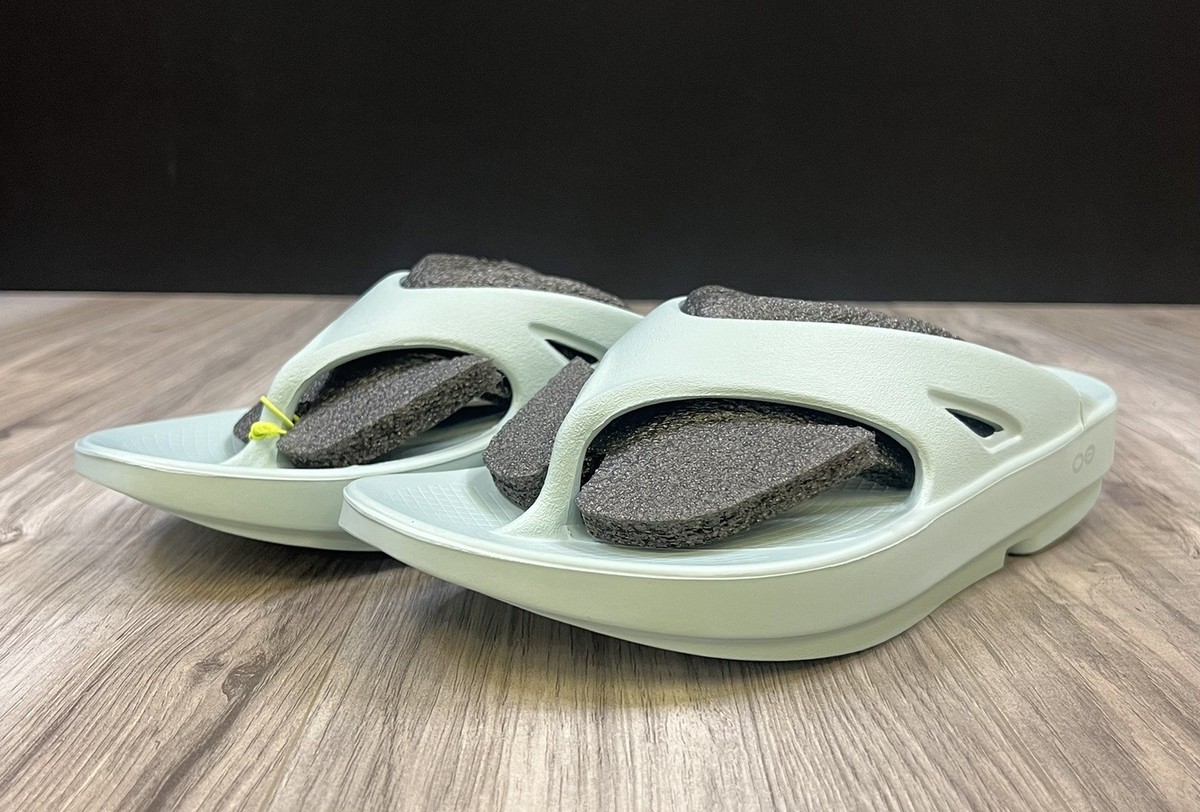 OOFOS OOriginal Unisex Sandal In Mist, M9/W11, Brand New | eBay