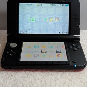 Nintendo 3DS XL Mario Limited Edition Red/Black/Gold Console 4GB Wi-Fi NTSC-U/C