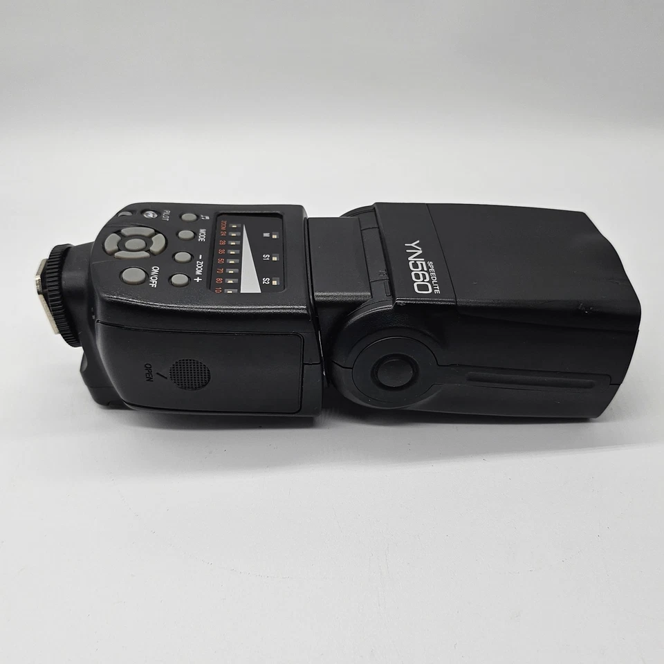 Yongnuo Digital Speedlite YN560 Wireless Flash Canon Olympus Camera Black - Image 4 of 4