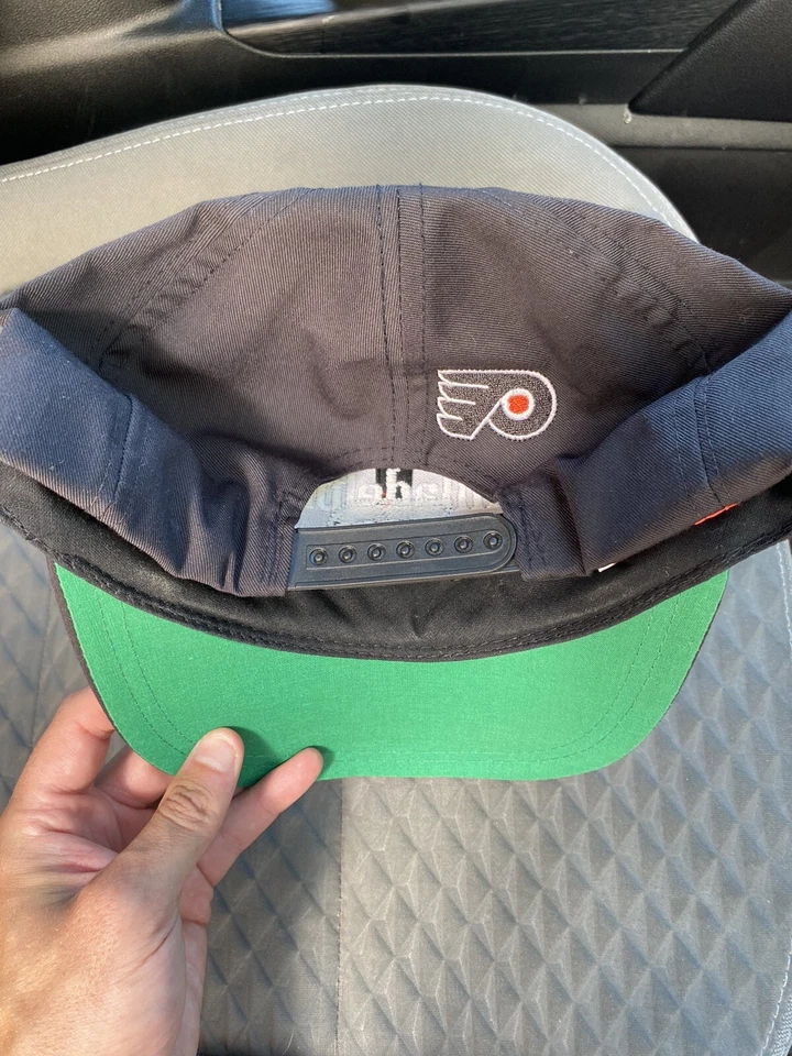 Vintage Philadelphia Flyers Hat Snapback Big Logo Hockey NHL Twins Enterprise - Image 2 of 3