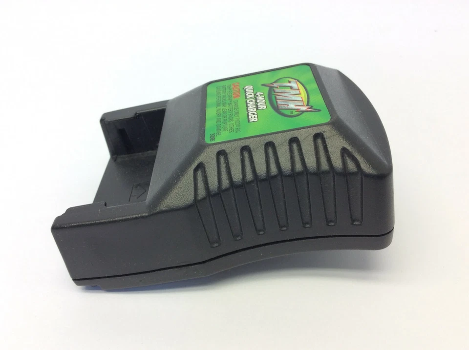 Used 1997 Mattel 3305 Class 2 Battery Charger 120VAC 60Hz TMH 4Hour Quick Charge - Image 3 of 4