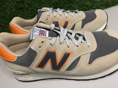 Size 9 - New Balance Men