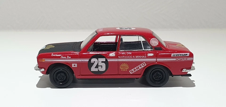 1/64 Konami Dydo NISSAN DATSUN BLUEBIRD 1600SSS RALLY diecast car model - Image 2 of 3
