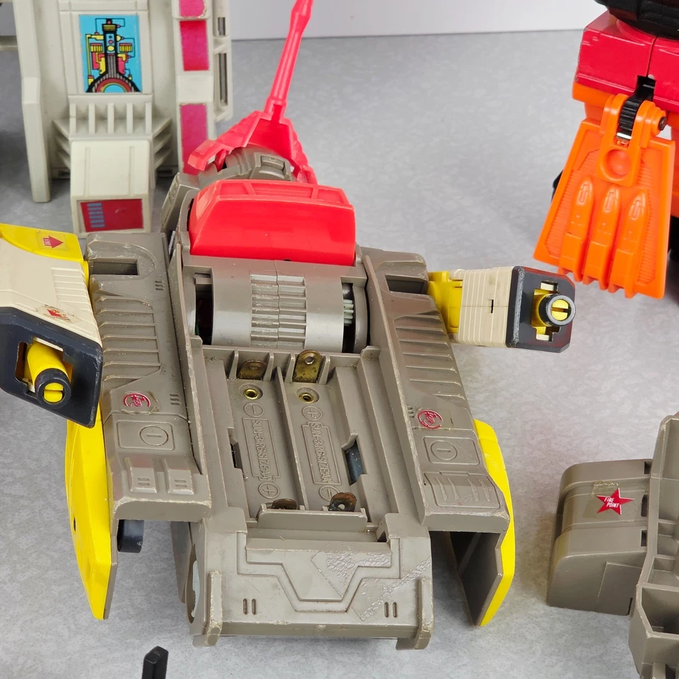 Transformers Lot 1980s Hasbro Takara G1 For Parts or Repair Metroplex Divebomb - Image 3 of 4