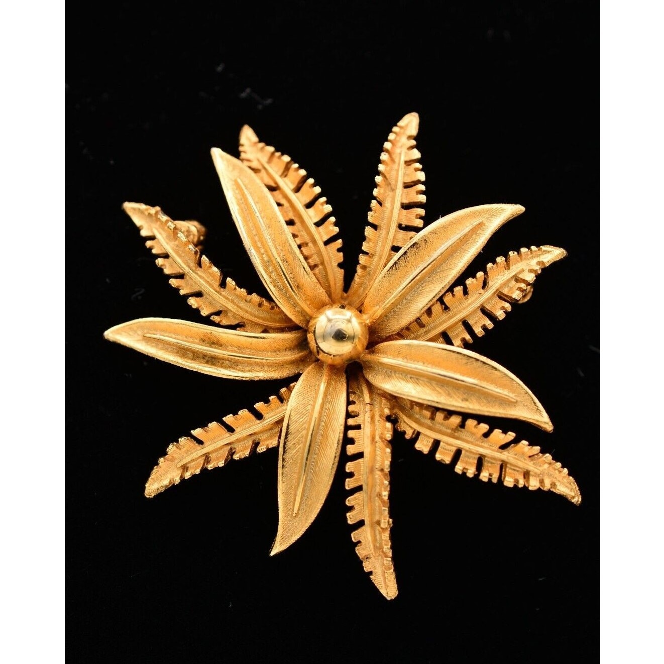 PIM Vintage Flower Pin Brooch Brushed Gold Matte Petals Signed 1980s 80s BinAT