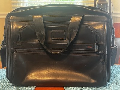 TUMI Alpha 3 Expandable Organizer  Beautiful Leather Laptop Briefcase