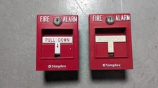 (2x) SIMPLEX 4099-9001 ADDRESSABLE PULL STATION FIRE ALARM PART. NO KEY.