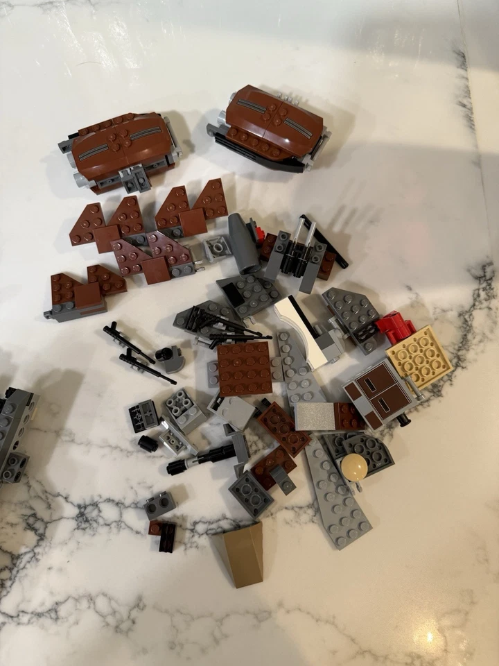 LEGO Star Wars: 7753 Tanque Pirata 90% COMPLETO Foto 4 de 4