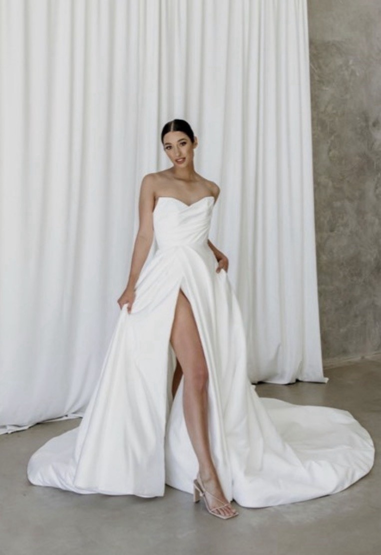 Gorgeous Rafaela Ciuca wedding dress size 6-8