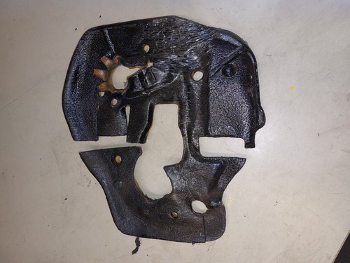 Alfa Romeo 155 Dämmung Schallschutz Träger Halter Bremskraftverstärker Halterung