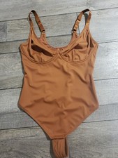 Women Tummy Control Shapewear BodySuit Deep V Neck Thong Underwire Sz L