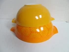 Pyrex Yellow Orange Daisy Cinderella Mixing Bowls  4 qt  and 2.5 qt