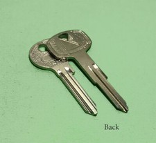 Pair Key Blank For Datsun 620 1200 Sunny B10 B110 B210 B310 240z 260z 280z Pair Key Blank For Datsun 620 1200 Sunny B10 B110 B210 B310 240z 260z 280z