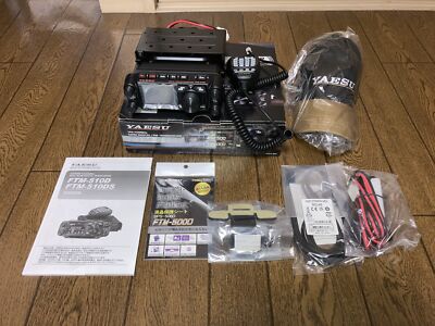 極美品　YAESU FTM-500D  50W Yaesu FTM-500D 50W C4FM/FM 144/430MHz Dual Band Digital