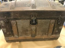 1800s Victorian Dome Top Alligator Antique Steamer Trunk