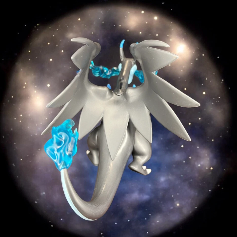 Boneco de exibição colecionável Pokemon Mega Charizard X Premium - Imagem 3 de 4
