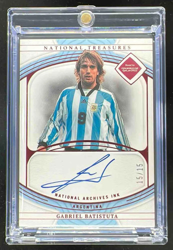 2022 National Treasures National Archives Ink Ruby Gabriel Batistuta Auto /15