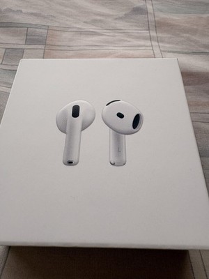    Apple AirPods 4 - BRAND NEW AUTHENTIC & FACTORY SEALED FREE SHIPPING