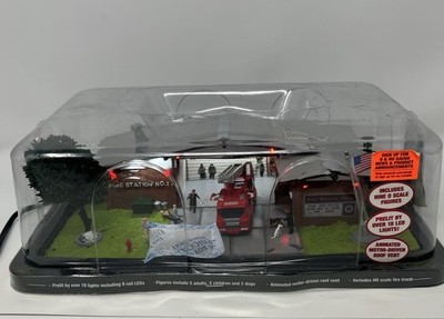 Menards Fire Station No. 12  Gold Line New In Package HO Gauge Collectable