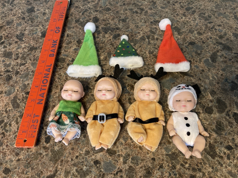 Lot Of 4 mini Sleeping Baby Dolls Christmas reindeer snowman