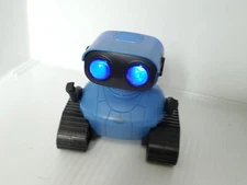 Smart Robot Rechargeable RC Ebo Robot Interactive Toy. READ DESCRIPTION 