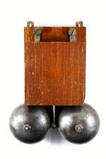 antico campanello per telefono, custodia in legno, supporto a parete, con due campane