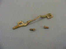 Wheeler & Wilson D-9 Part – Bobbin Case Retaining Bracket 202061