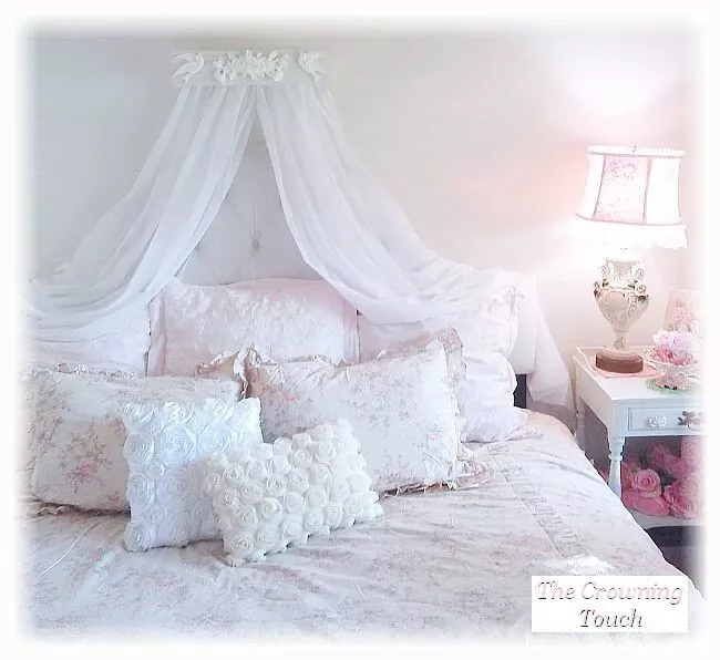 Shabby chic on sale queen bed