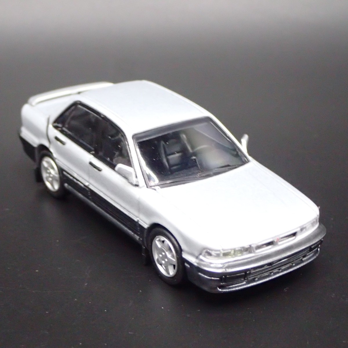 1987-1992 MITSUBISHI GALANT VR4 1:64 SCALE COLLECTIBLE
