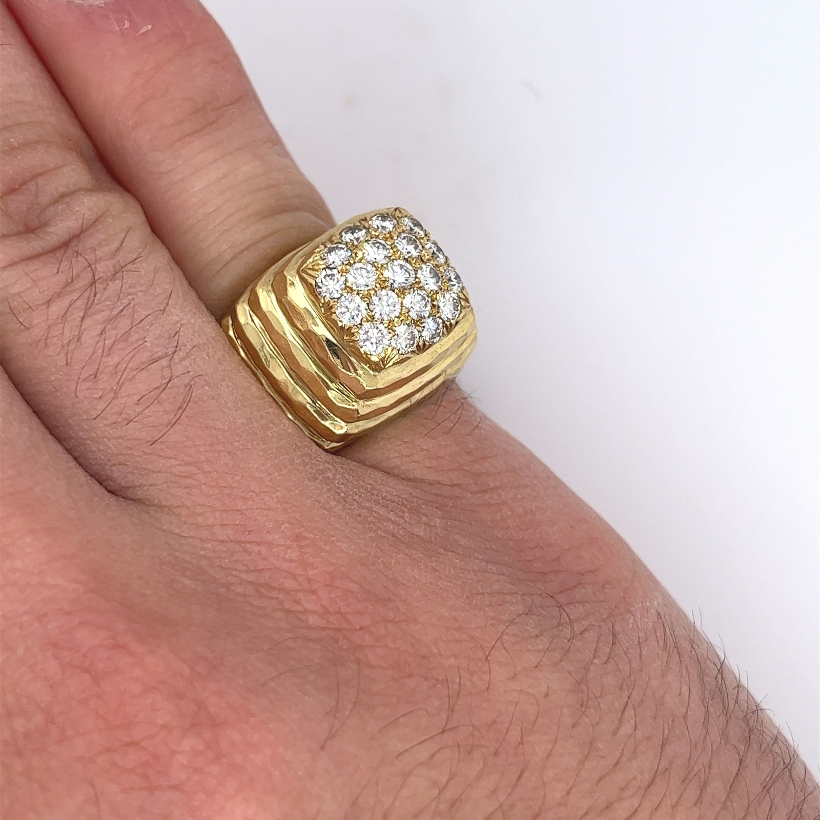 Assay Jewelers Henry Dunay Diamond Cluster Ring in 18K Ribbed Textured