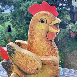 Vintage Fisher Price 1960's The Cackling Hen Pull Toy#120-
