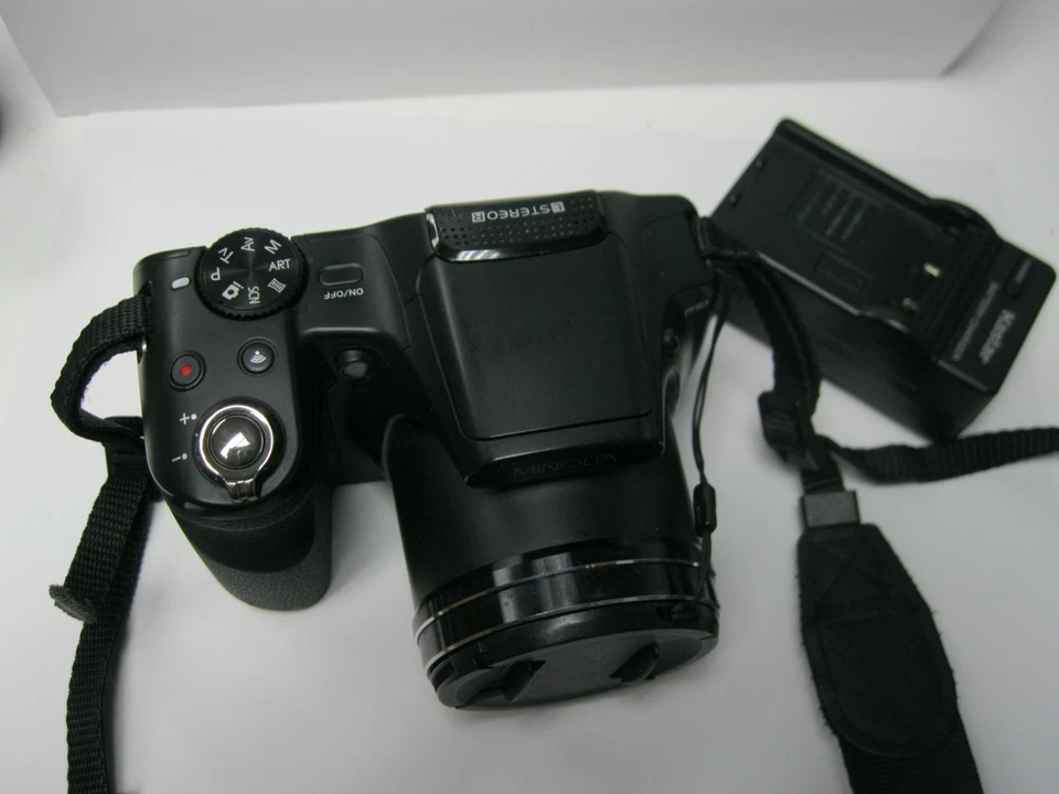 MINOLTA MN35Z-R 20.0-Megapixel 1080p HD Wi-Fi Bridge Camera 35x WORKING NO FLASH - Image 2 of 4