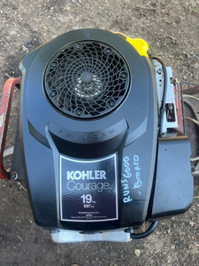 Troy-Bilt Bronco Lawn Mower Engine Motor Kohler Courage 19HP SV590-3220
