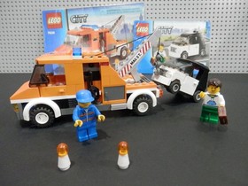 LEGO City Lot Tow Truck 7638 & Small Car 3177 With Instructions