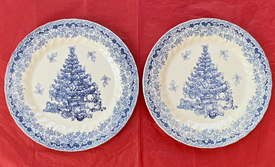 Queens Seasons Greetings Blue Dinner Plates Christmas Tree Set of 2 Myott