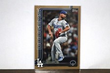 Kirby Yates 2025 Topps Gold Border #397 /2025 Dodgers Parallel #1200