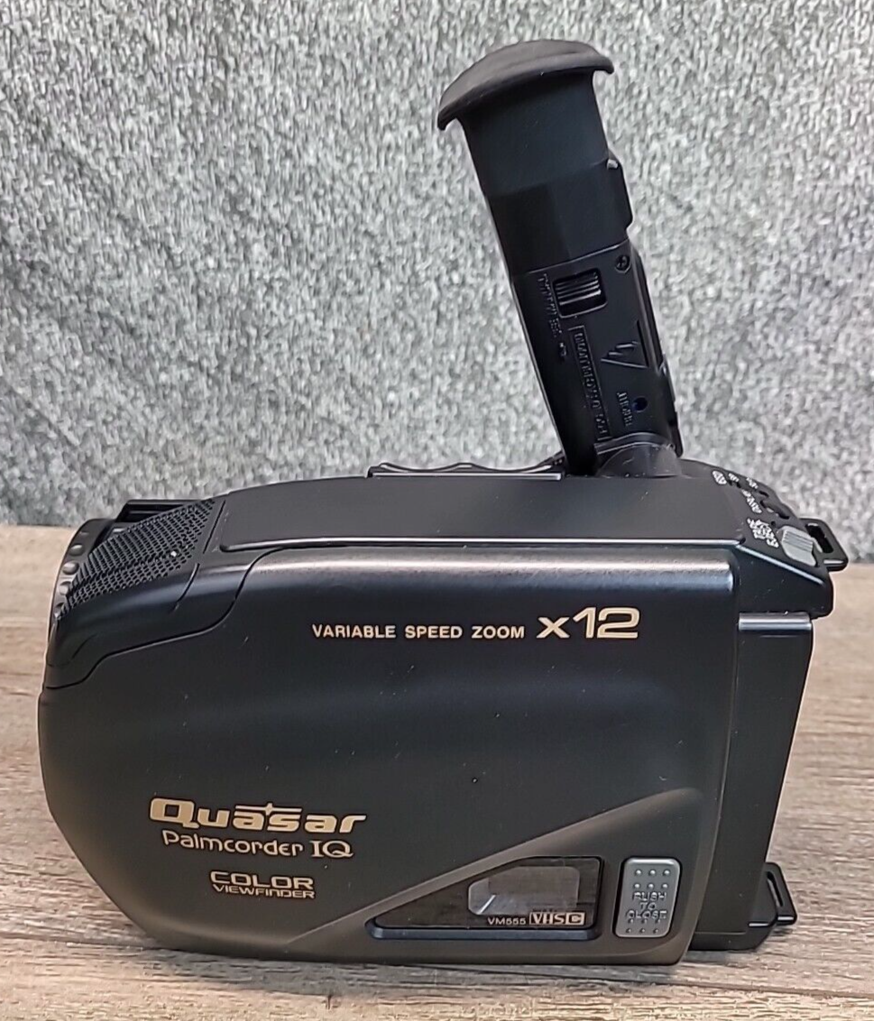 Quasar VM555 Palmcorder IQ VHSC 12x Zoom Video Recorder w/ Battery