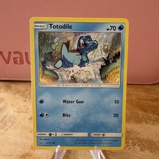 Pokemon Card Totodile Shining Legends Common 18/73 Near Mint
