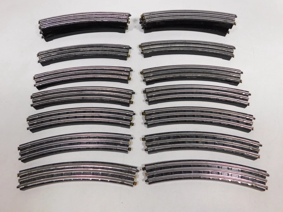 CX630-2# 24x Trix Express H0 DC 20/4 Bakelite Tracks Track Piece Curved - Image 2 of 4