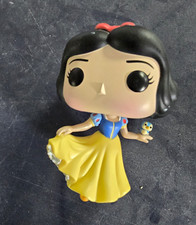 Disney Snow White Figurine w/ Bluebird Yellow Dress 3-4.9" Disney Movie