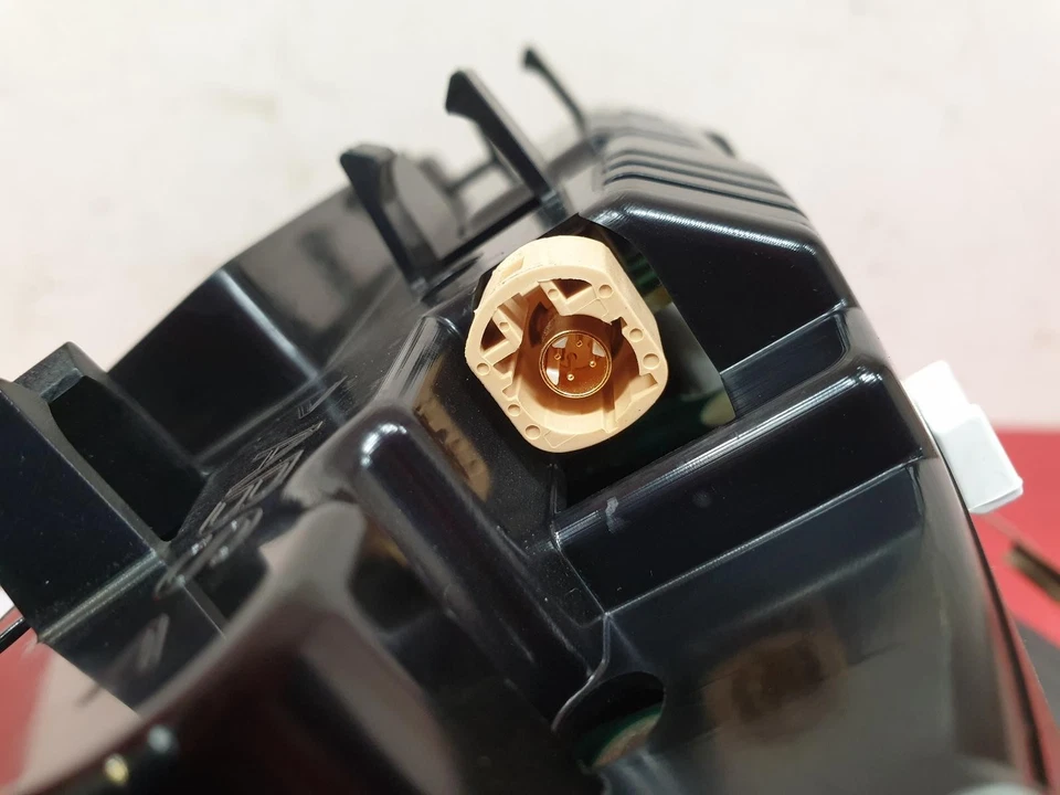 Cuadro de instrumentos velocímetro BMW M6 GRAN CUPÉ SPEEDO 2014 4,4 L Foto 3 de 4