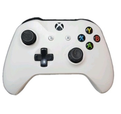 Xbox One Wireless Controller 1708 White - Works Great - No Battery Cover 