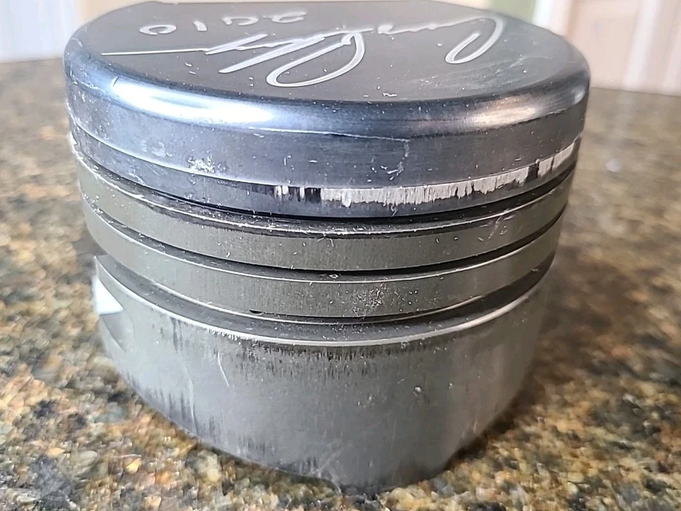 克鲁兹·佩德勒冈亲笔签名 Topfuel Funnycar 活塞比赛纪念品收藏品 — 第 4/4 张图片