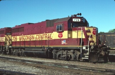 WC 726 GP-35 NEENAH WI (WISCONSIN CENTRAL) ORIGINAL SLIDE 09-07-94 R T6-7