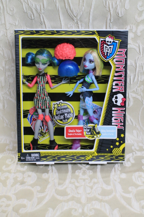 Monster High Skultimate Roller Maze Ghoulia Yelps Abbey