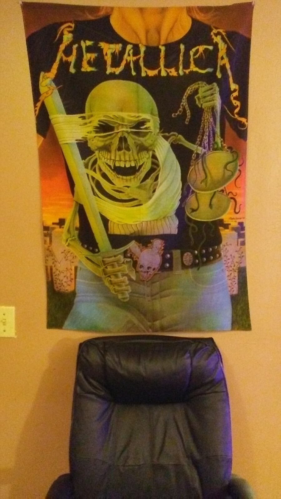 Picture 3 of 12